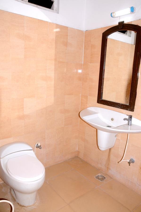 אננטפור Srs Regency Hotel חדר תמונה